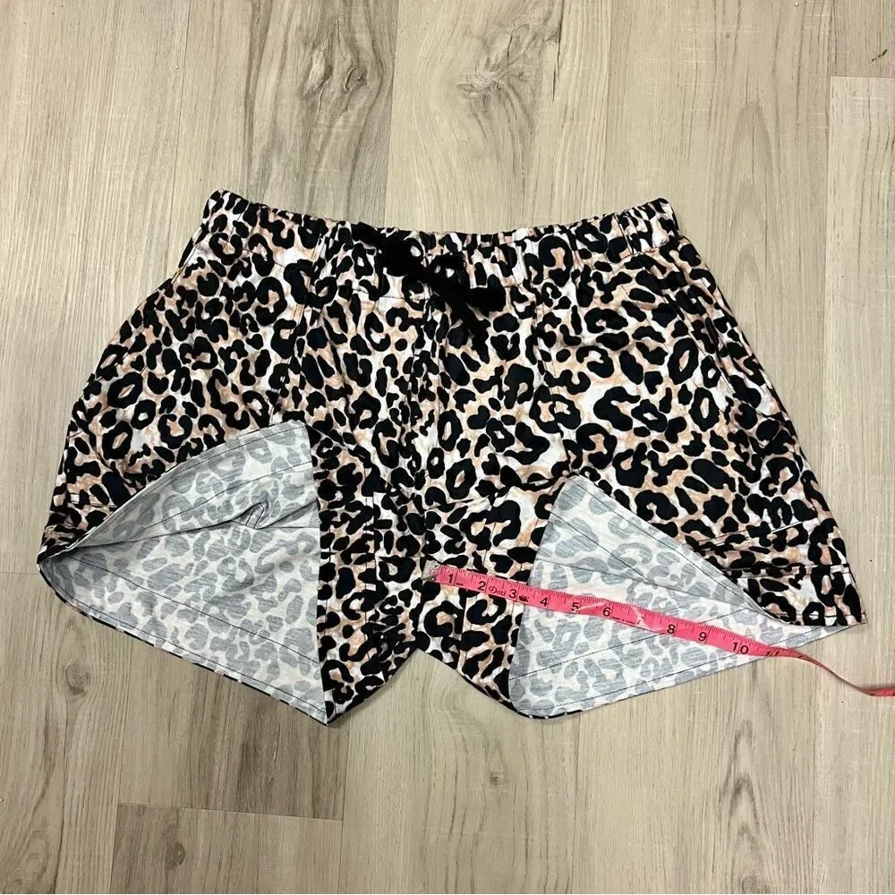 NWOT animal print shorts sz XL drawstring waist by Mosucoirl stretchy